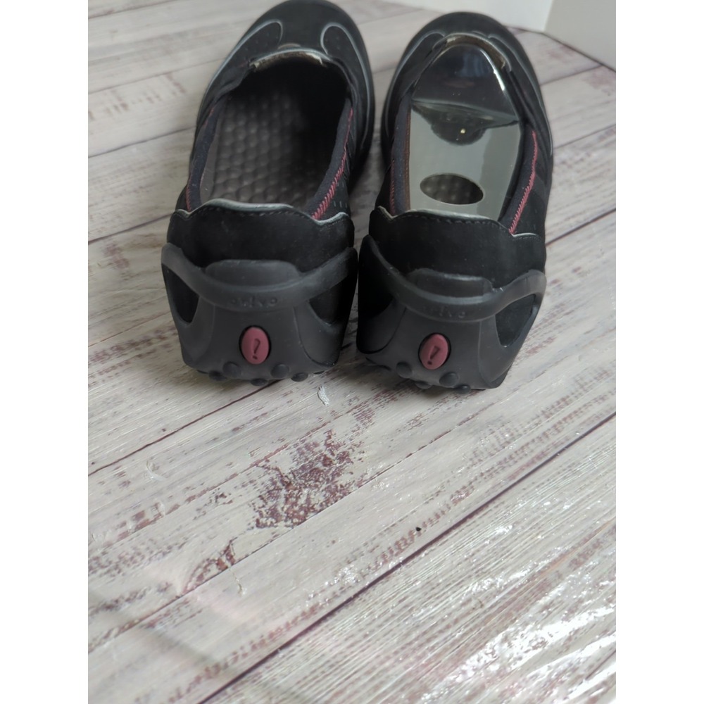Clarks Privo Tequini Women's Size 6.5 Black/Pink Suede Sporty Athletic Flats NIB - Picture 5 of 9